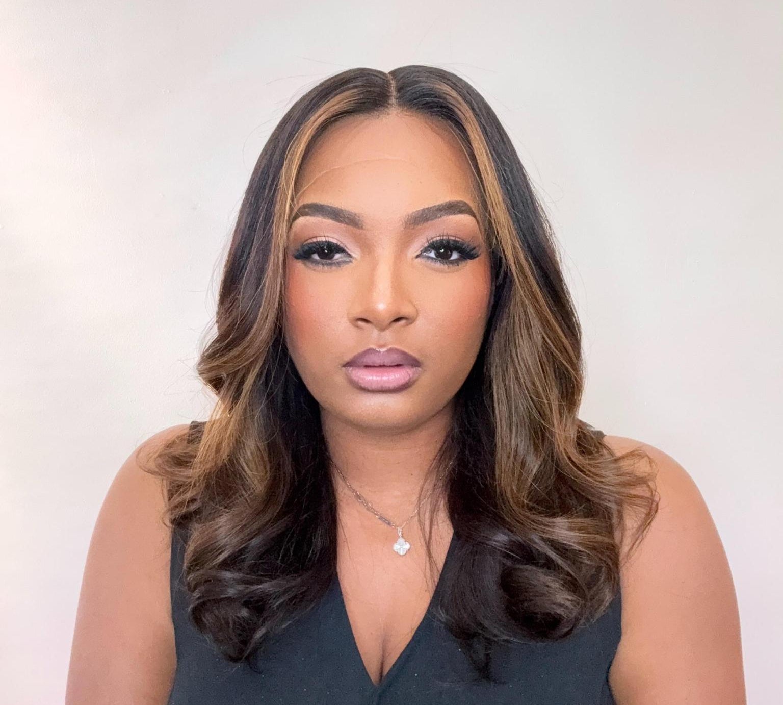 MICHELLE UNIT | HD LACE FRONTAL GLUELESS WIG
