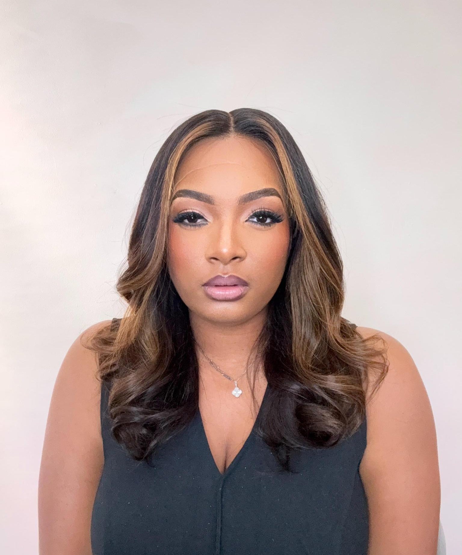 MICHELLE UNIT | HD LACE FRONTAL GLUELESS WIG