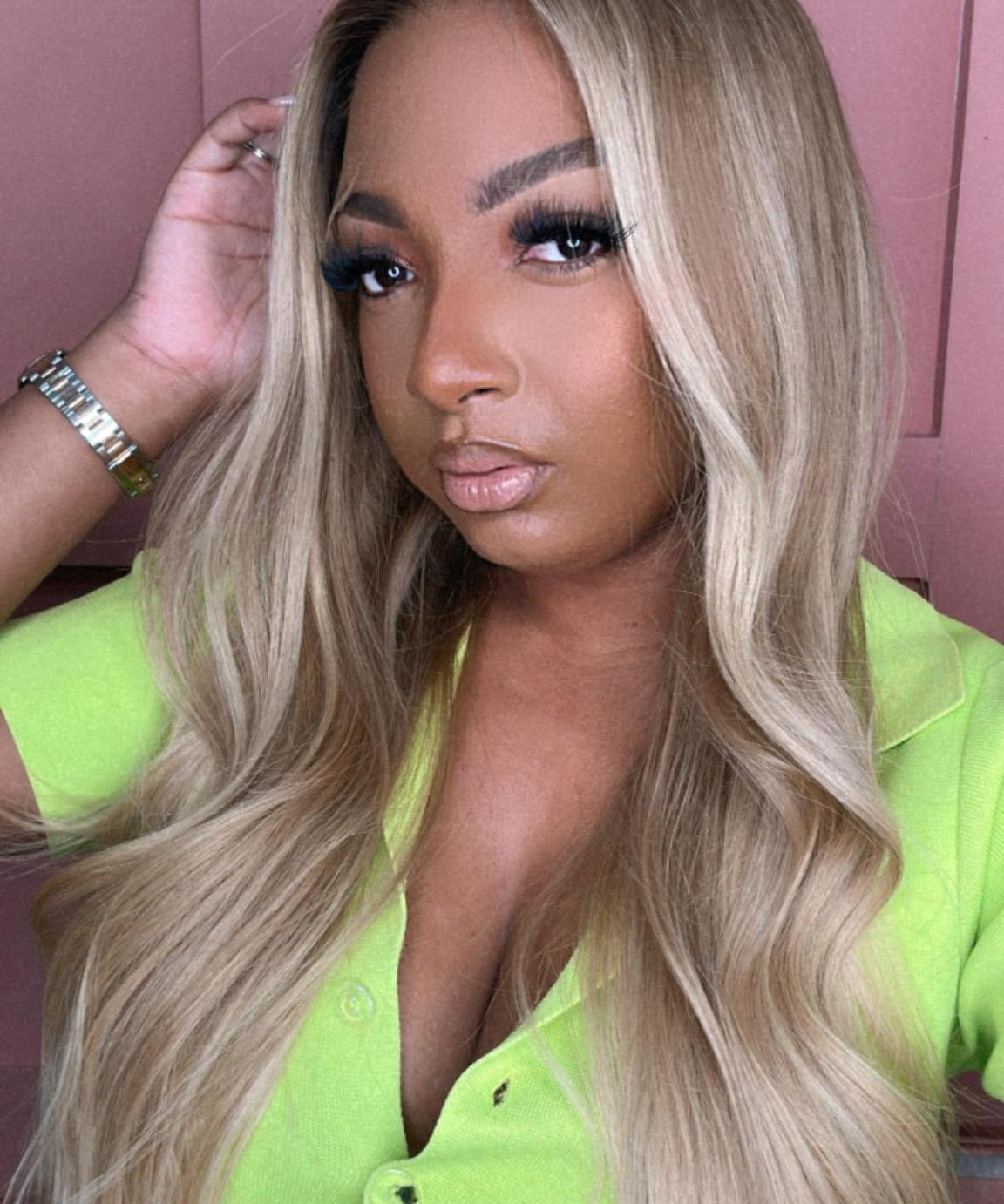 DONATELA UNIT | HD LACE FRONTAL GLUELESS WIG